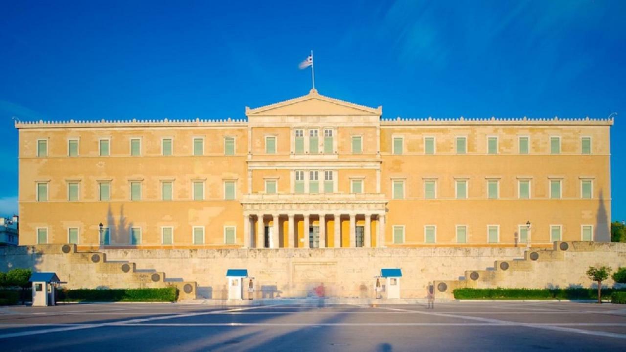 Athenian Cool In The Middle Of Everything! Atenas Exterior foto